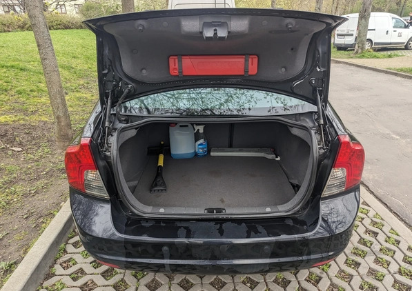 Volvo S40 cena 18500 przebieg: 242000, rok produkcji 2010 z Gdańsk małe 211